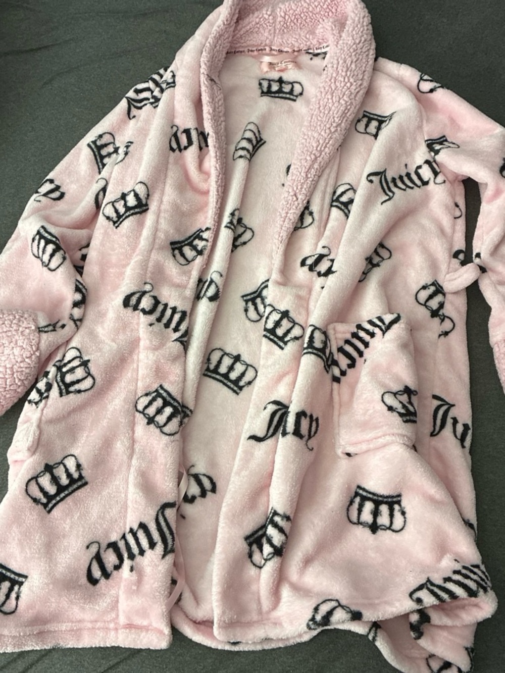 Juicy Couture Pink Sherpa Robe - Cozy Crown Print